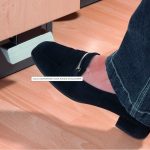 Voetpedaal Voor Afvalemmer Hailo Achter Draaideur